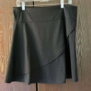 Lola black pull-on skirt. Size Large.